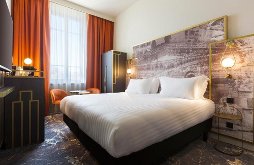 Quartier Administrations Hotel | Le Grand Hôtel Dieu by SOWELL COLLECTION