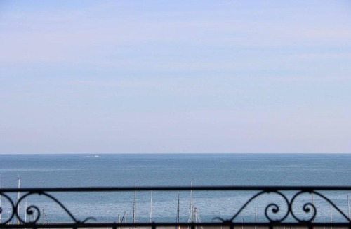 Menton Apartment | "Le Grand Hotel" Prestigieux et Unique, Vue Mer