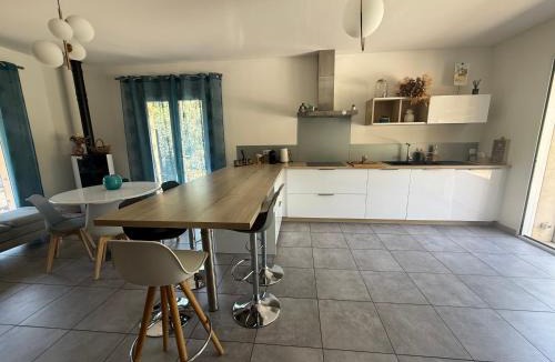 Bezouce Villa | Le Havre de paix en garrigue 4 Chambres 3 SDB Piscine