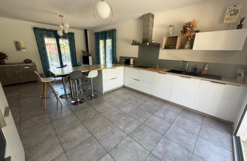 Bezouce Villa | Le Havre de paix en garrigue 4 Chambres 3 SDB Piscine