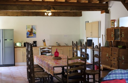 Madiran House | Le Hibou @ Le Prielle is a large rural 3 bedrooms gite
