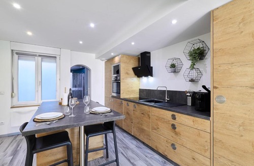 Jamin Apartment | Le Jacquart Centre-ville Spacieux Confort