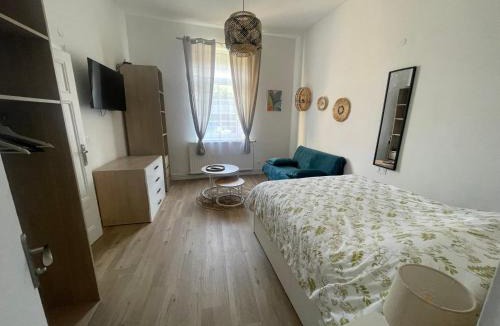 Devant-les-Ponts Apartment | Le Jardin de Phanie, le calme de la campagne en ville