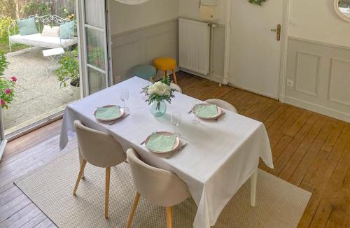 Troyes Apartment | Le Jardin Des Délices charming house in Troyes