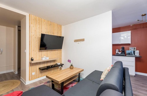 Patrotte Metz-Nord Apartment | Le Jenny - 2 lits - 4 pers' - Parking - Streaming