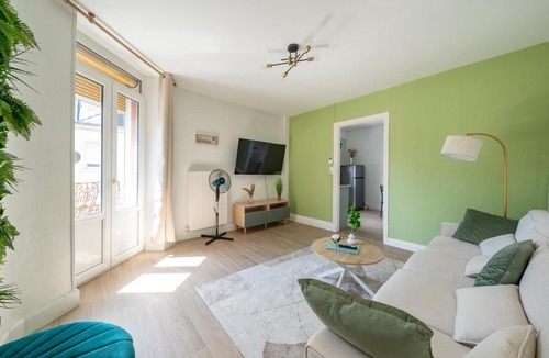 Homecourt Apartment | Le Julie -Spacieux - 5 pers' - 3 beds - Gare 500m