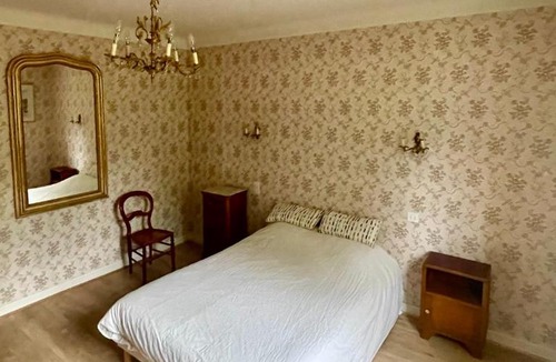 Esquieze-Sere House | Le Lacaret