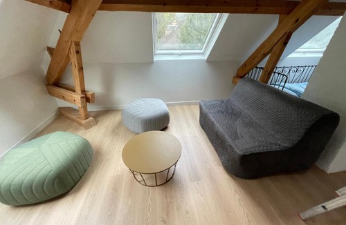 Esquieze-Sere House | Le Lacaret