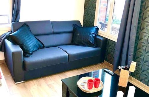 Sens Apartment | Le Led Room,Centre ville place de parking gratuite