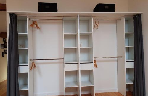 Saint Pierre de Mezoargues Apartment | Le Mas Saint Jean