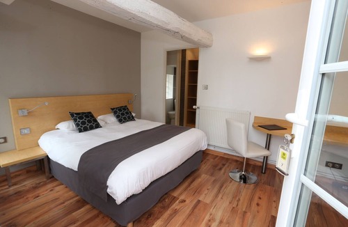 Venoy Hotel | Le Moulin de la Coudre