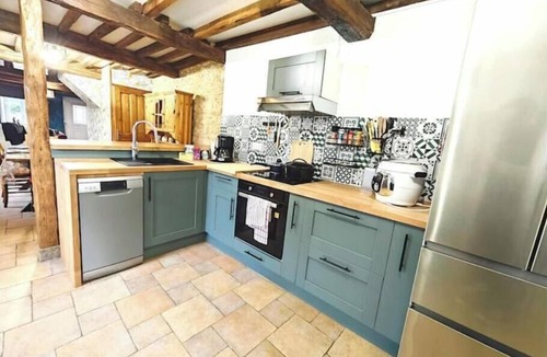 Villers-sur-le-Mont House | Le Nid Des Hirondelles-gîte sleeps 7 + 1 baby, enclosed garden, recharging point