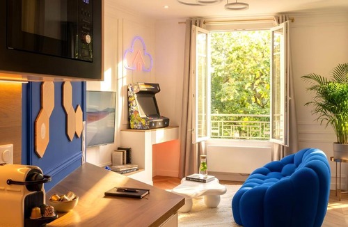 Old Town Apartment | Le Nuage - Hypercentre - Luxe Suite Spa & Gaming