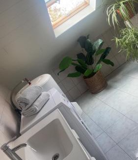 Brouviller Apartment | LE PAISIBLE Wifi Parking 4 Personnes Proche center parc Accès direct N4