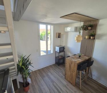 Troyes House | Le passage
