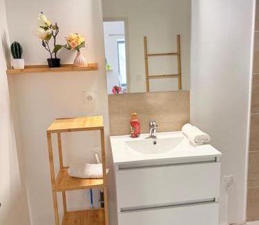 Quartier Administrations Apartment | Le petit Bohème