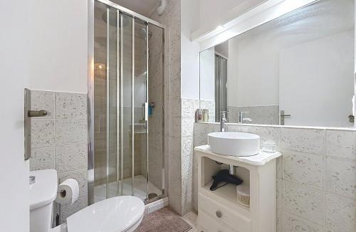 Old Town Apartment | Le Petit Bouchon, Troyes centre