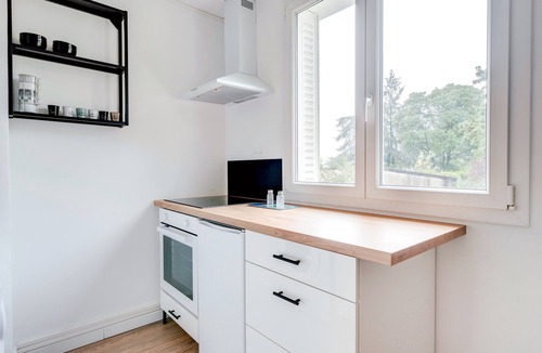 Quartier Beauregard-Boufflers-Buthegnemont-Boudonville Apartment | Le Petit Calypso - One Bedroom Apartment, Sleeps 2