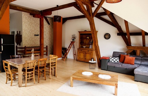 Oberhaslach Ski Chalet | Le Petit Chalet - Our Favorite Vacation Rental - Sleeps 6, near the Nideck Waterfalls