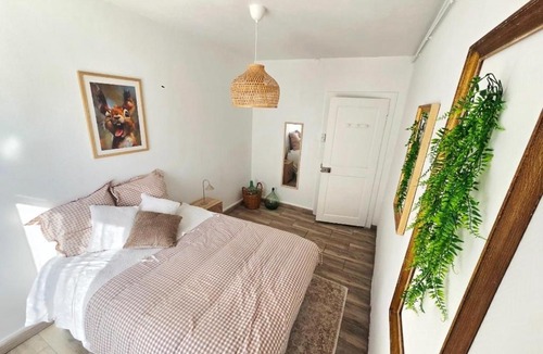 Celles-sur-Plaine Apartment | Le petit domaine de Leo L ecureuil appartement cosy avec jardin privatif