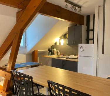 Saulny Apartment | Le Petit Mirabellier