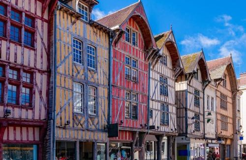 Old Town Apartment | Le petit nid au coeur de Troyes
