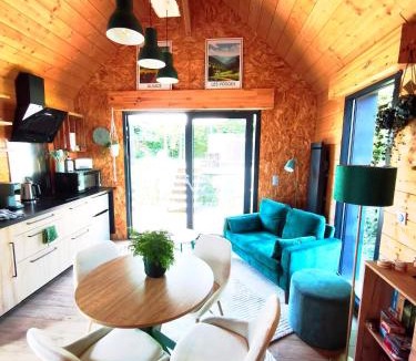 Grendelbruch Ski Chalet | Le Petit Nid Vert - Tiny House & Bain Nordique