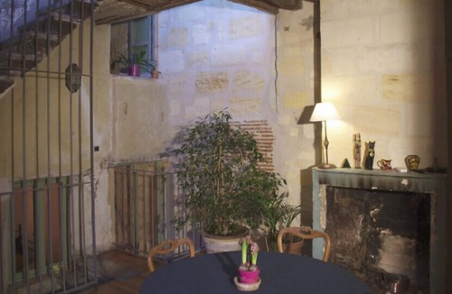 Saint-Michel Apartment | Le Petit Verdot Room - ★★★★★