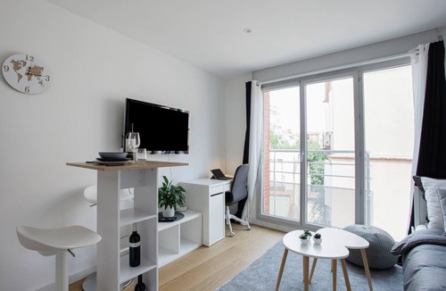 Saint-Cyprien Apartment | Le Platine - Studio tout équipé