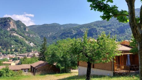 Annot House | Le Pré Martin, gîte de chalets 3 étoiles