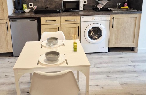 Saint-Gaudens Apartment | Le Repos-paisible-wifi-stationnement voiture