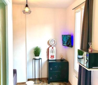Sens Apartment | Le Road 66, proche centre ville, parking gratuit.