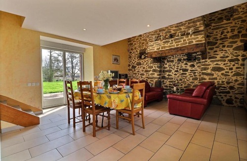 Miniac-Morvan House | Le rocher 2