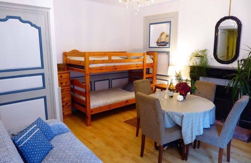 Plouer-sur-Rance Apartment | "Le Rosier" vacation home in Brittany, close to the sea with a German-speaking family