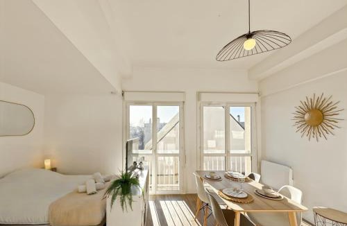 Nord-Saint-Martin Apartment | Le Soleil - Cosy & Garage Privé - Métro Rennes