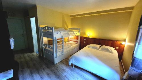 Ax-les-Thermes Hotel | Le Terminus