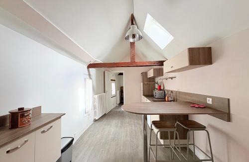 Sens Apartment | Le Travel - gare à 5 min a pied