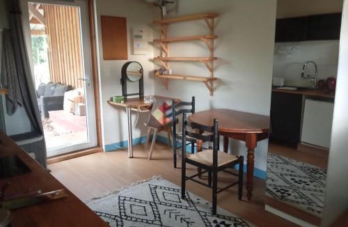 Brelidy Apartment | Le voyage de la salamandre