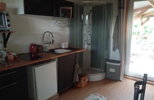 Brelidy Apartment | Le voyage de la salamandre