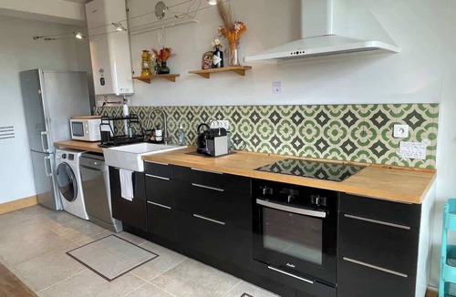 Toulouse Left Bank Apartment | Le Voyageur T2 vue Garonne Saint-Cyprien