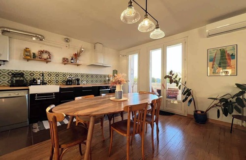 Toulouse Left Bank Apartment | Le Voyageur T2 vue Garonne Saint-Cyprien