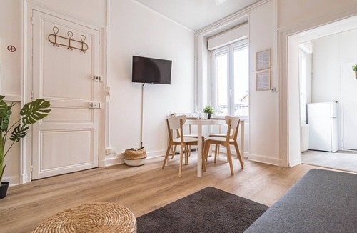 Laon Sud Apartment | Le Zola - 2 rooms - station center