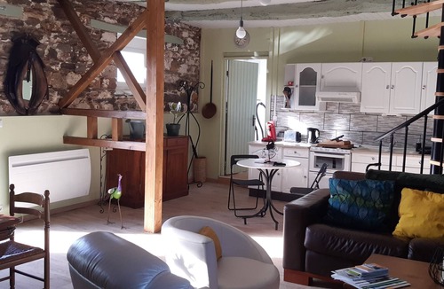 Allineuc House | "LEFFO'S'ABREUVOIR" Between the countryside, the sea and Lake Bosmeleac