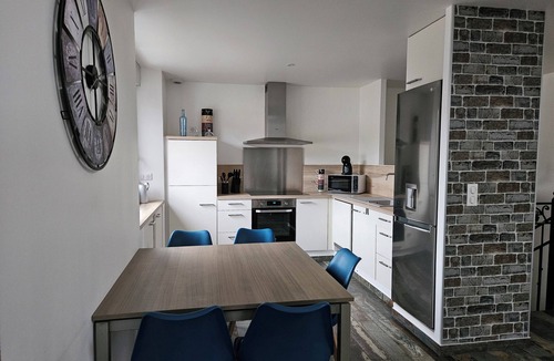 Chouilly Apartment | Les Bulles de Bonheur - charming gîte in the heart of Champagne Vineyard