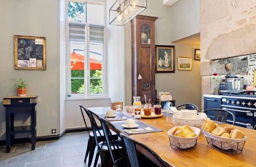 Sevremont Bed & Breakfast | Les Carmes Guest Room: “Lorette” Family Room for 4 with Shared Garden and Wi-Fi