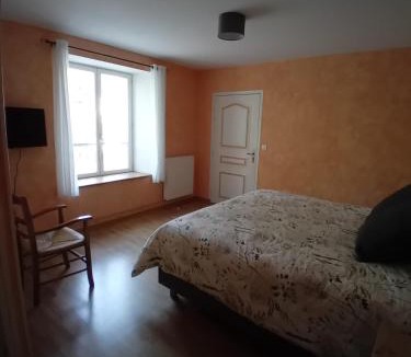 Chateaubleau Bed & Breakfast | Les Castelblotines