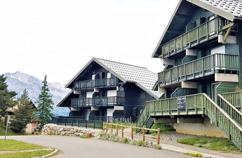 La Joue du Loup Apartment | Les Chalets d'Aurouze - Cozy Duplex for 4 at La Joue du Loup