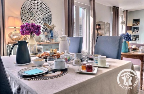 Le Rosais-La Flourie Bed & Breakfast | Les chambres de julie, côte d'emeraude