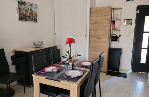 Michery House | LES CHENEVIERES