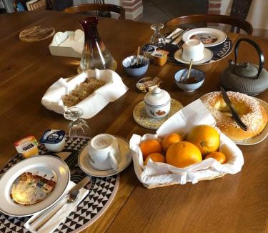 Montauban House | Les Dames Noires